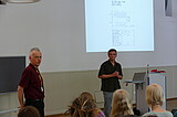 Mathias Schillmöller und Emmanuel Babbi während ihres Vortrags