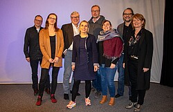 Das Bild zeigt ein gruppenbild mit der SWR-Bildungsredaktion.