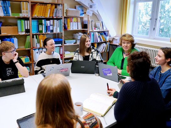 Das Bild zeigt das Team der Lernwerkstatt Inklusion aus dem Wintersemester 25/26