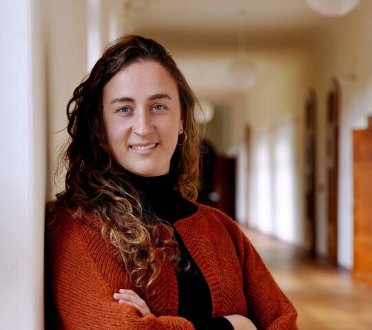 Das Foto zeigt Elisabeth Schönhals im Porträt