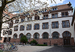 Altbau