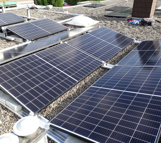 PV Anlage auf einem Flachdach