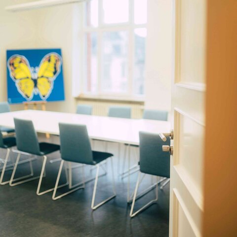 Ein Arbeitsraum im Transferzentrum, ideal für Co-Working, Workshops und Meetings.