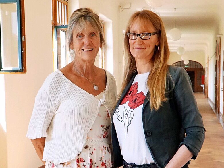 Porträt von Elke Stracke und Nicole Flindt