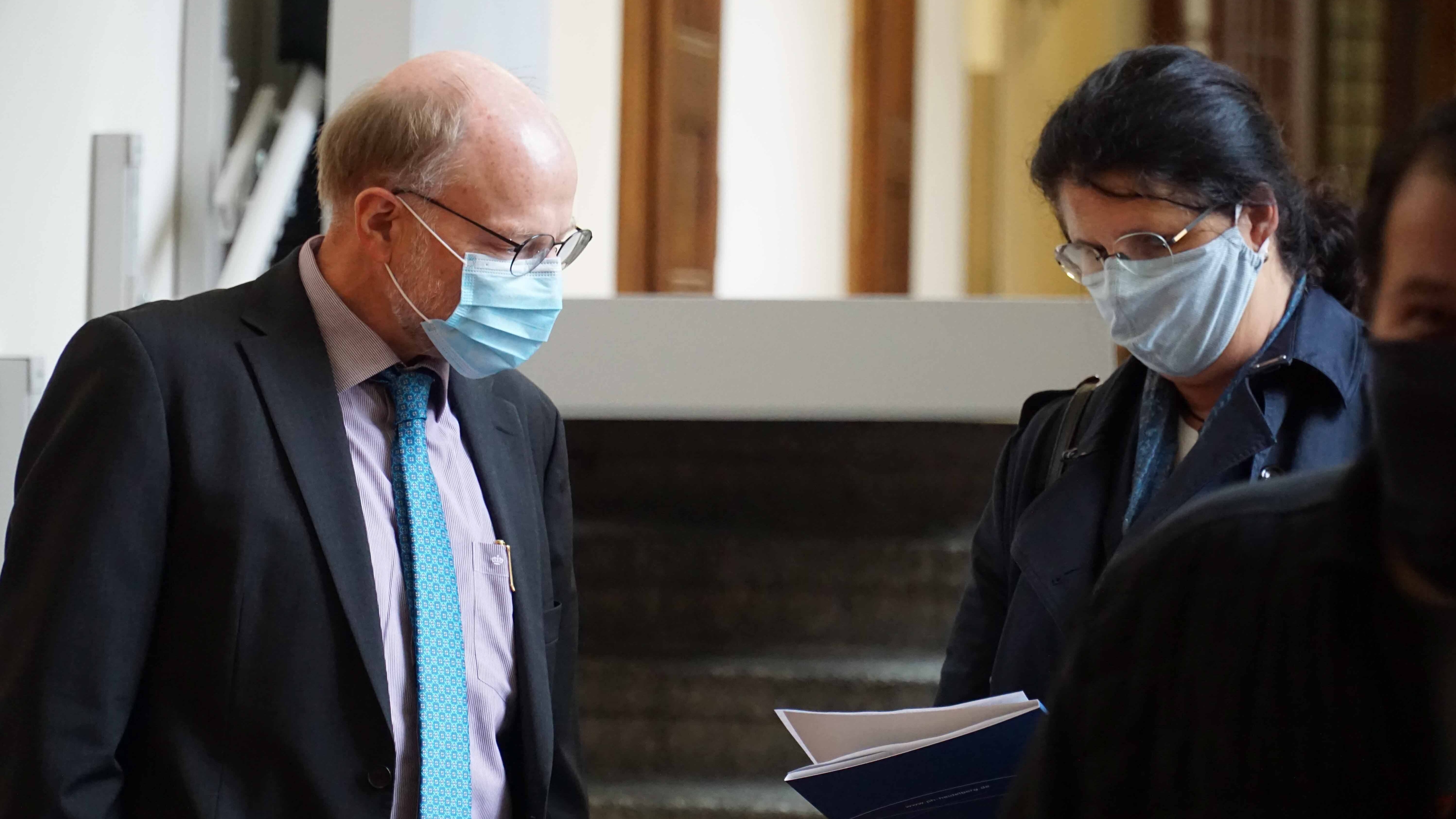 Prof. Dr. Hans-Werner Huneke im Gespräch mit Elke Berger.