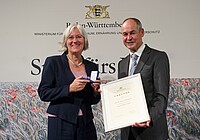 Prof. Dr. Methfessel bei der Preisverleihung