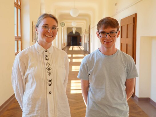 Das Bild ist eine Porträtaufnahme von Pascal Bürgy und Melissa Pfeifer.
