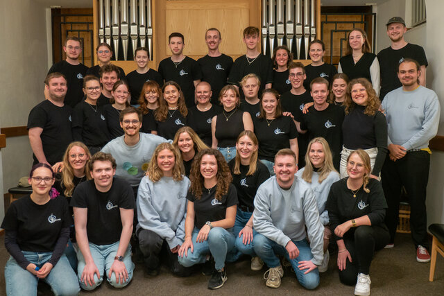 Foto der unabhängigen Fachschaft Musik, circa 35 Personen