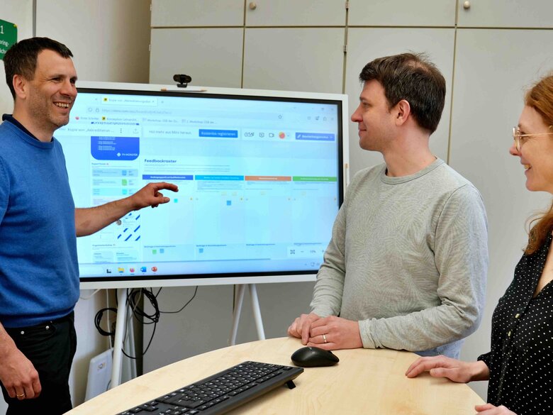 Mitarbeiter*innen der Pädagogischen Hochschule entwickeln neue KI-Guidelines