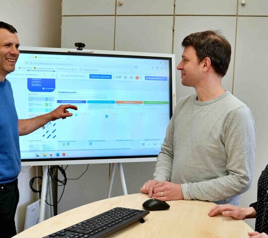 Mitarbeiter*innen der Pädagogischen Hochschule entwickeln neue KI-Guidelines