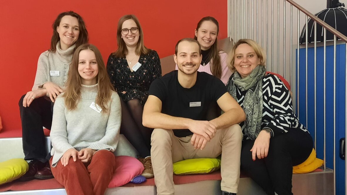 PH-Studierende und Dozentin der Sprecherziehung nach der Vorleseaktion in der Stadtbücherei Mannheim.