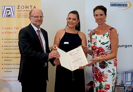 Professor Dr. Hans-Werner Huneke, Saskia Hermann und Dr. Eva Hemberger. Copyright: Pädagogische Hochschule Heidelberg.