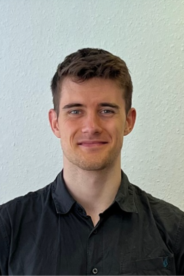 Zu sehen ist Alumnus Stefan Santner