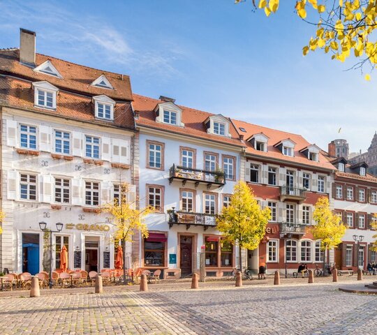 Zu sehen ist der Kornmarkt in der Heidelberger Altstadt