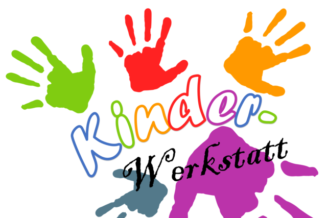 Die Grafik zeigt das Logo der Kinderwerkstatt in der Lernwerkstatt Inklusion. Zu sehen sind bunte Handabdrücke und ein bunter Schriftzug