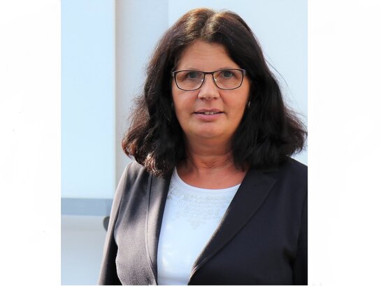 Das Bild zeigt Elke Berger im Porträt.