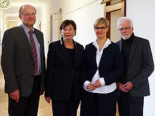 (c) Pädagogische Hochschule Heidelberg Vier Personen beim Auftakt der Stiftungsprofessur Taubblind.