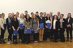 14 Studierende der Hochschule die ein Deutschlandstipendium erhalten haben.