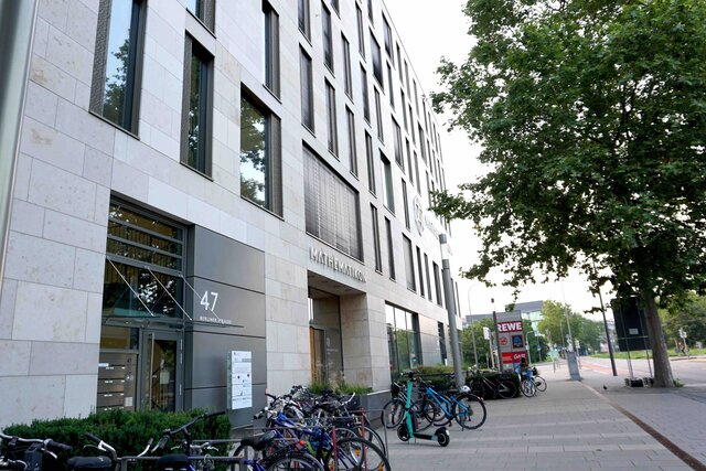 Das Mathematikon in der Außenansicht.