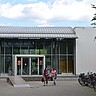 Das Bild zeigt das Hörsaalgebäude der Pädagogischen Hochschule Heidelberg von außen.
