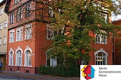 Das Foto zeigt das Mehrgenerationenhaus in Heidelberg.