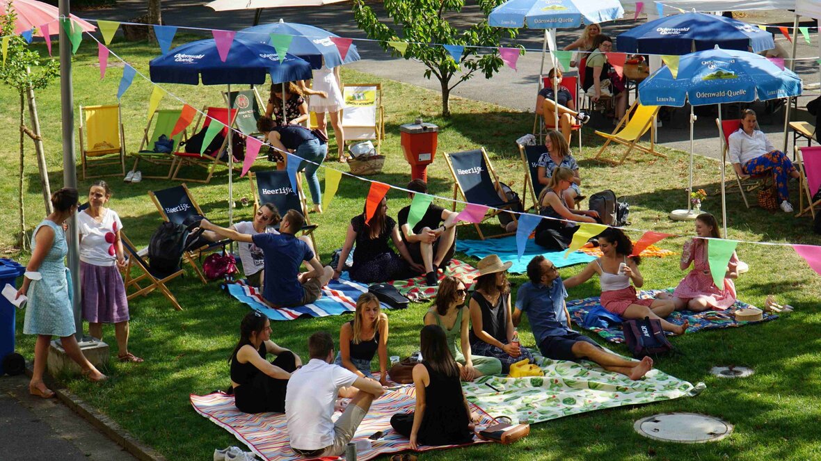 Picknick-Konzert im Innenhof der PHHD