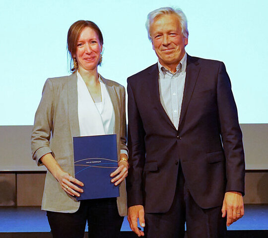 Gruppenbild von Katrin Schweizer und Karl-Heinz Dammer