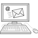 Computer mit Briefsymbol auf dem Bildschirm