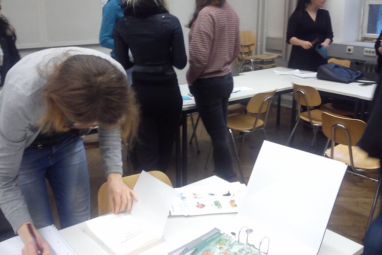 Lernmaterial-Börse für Lernbegleiter*innen