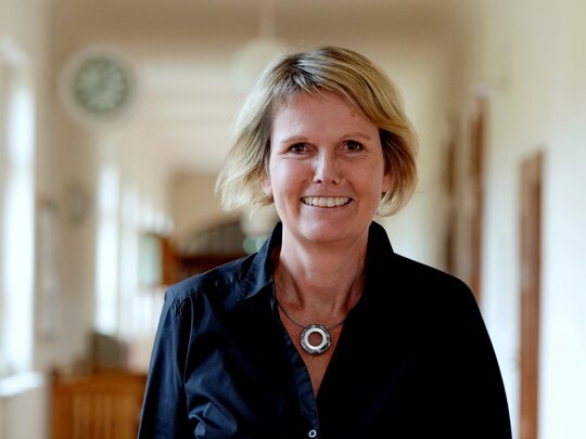 Porträt von Beate Damann-Hanser