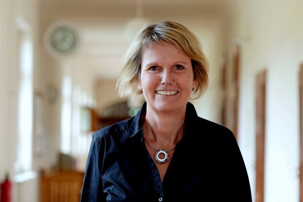Porträt von Beate Damann-Hanser
