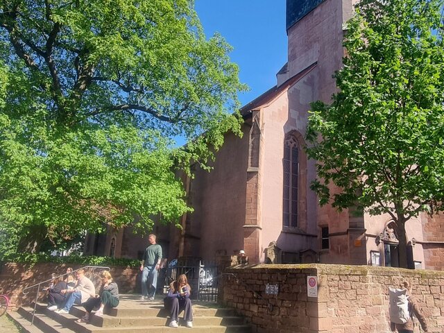 Die Peterskirche von Außen.