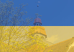 Flagge der Ukraine mit Ph Turm.