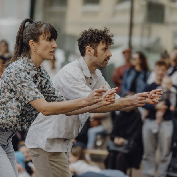 Duo Glänz bei Tanzperformance