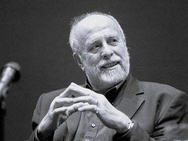 Ein schwarz-weiß Porträt von Hans Gercke.