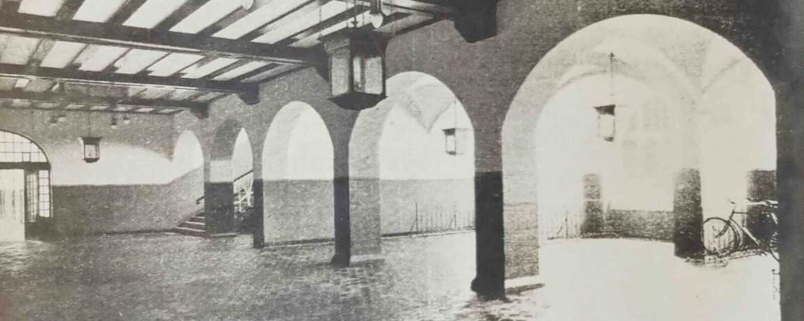 Zu sehen ist ein historisches Foto aus dem Altbau der Pädagogischen Hochschule Heidelberg.