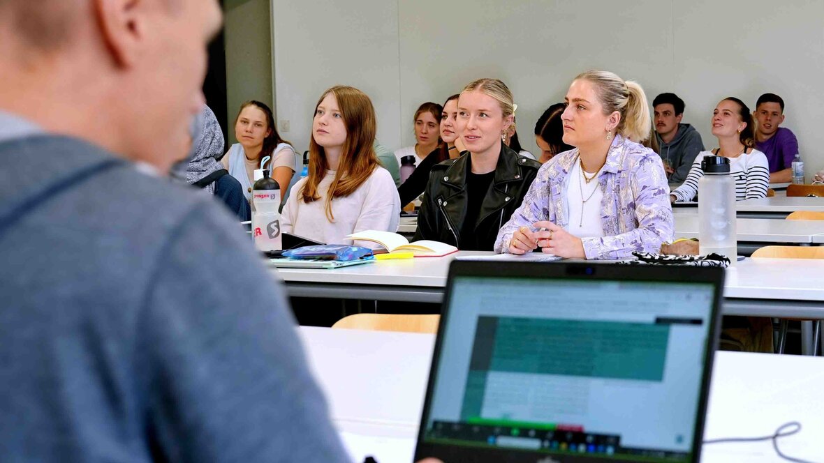 Studierende im Seminar Lehramt Mathematik