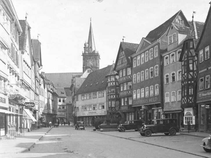 Historische Aufnahme einer Straße