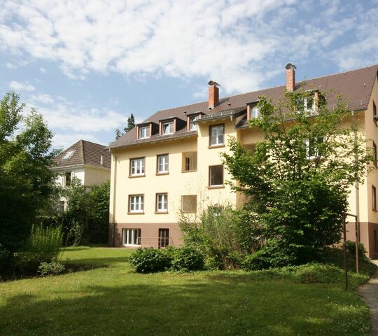 Die Rückansicht des Gebäudes "Quinkestraße".