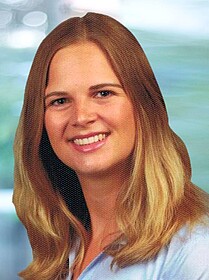 Frau Carmen Huck