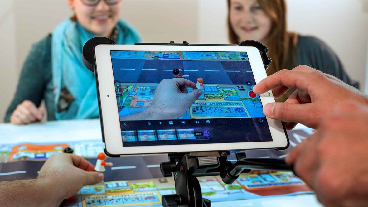 Auf einem iPad wird ein Stop Motion-video gezeigt