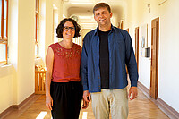 Das Bild zeigt Christina Mechler und David Dörrer im Altbau der Hochschule. Copyright: Pädagogische Hochschule Heidelberg.