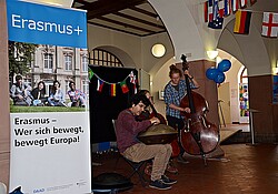 Europa Tag/ International Day in der Aula des Altbaus der Hochschule.