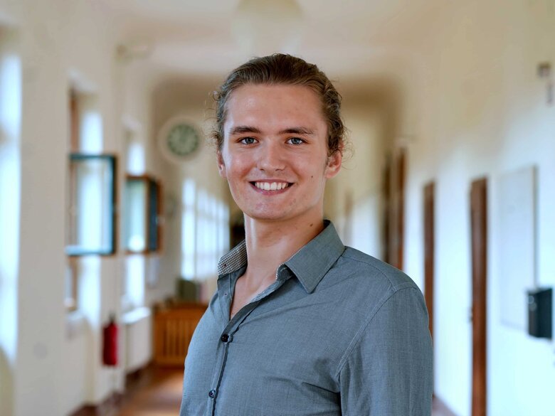 Porträtaufnahme von Anton Vosseler
