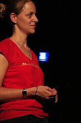 Porträt von Judith Kirchgaessner