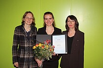 Verleihung des DAAD-Preises 2010: Olga Ryabenko mit Prof. Dr. Anne Sliwka und Henrike Schön