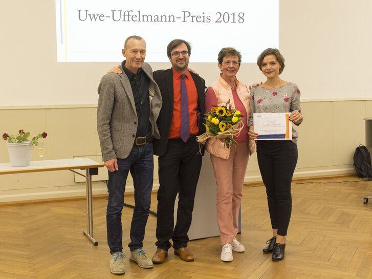 Bild der Verleihung des Uwe-Uffelmann-Preises an Frau Vivian Colbert 2018