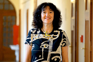 Das Foto zeigt Prof. Dr. phil. habil. Sylvie Méron-Minuth.