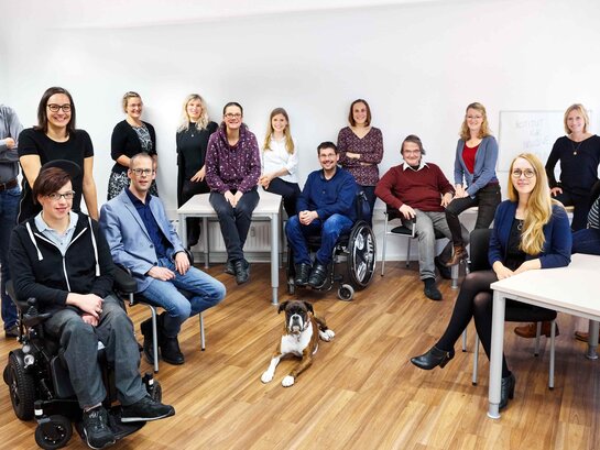 Das Bild zeigt das Team des Institus für inklusive Bildung Kiel im November 2019.